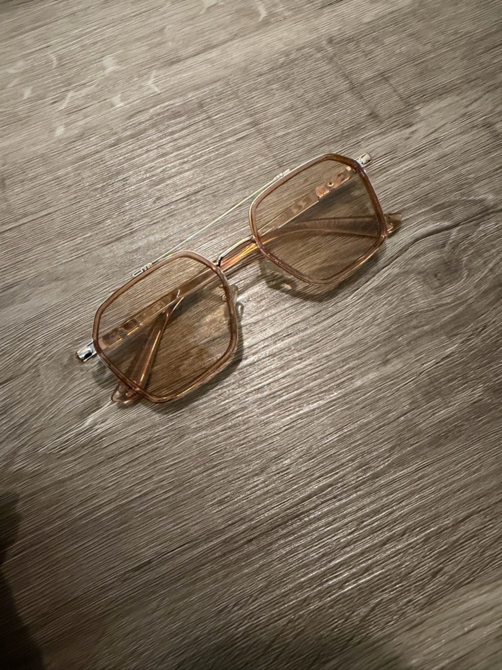 Women Gold Square Metal-Frame Sunglasses